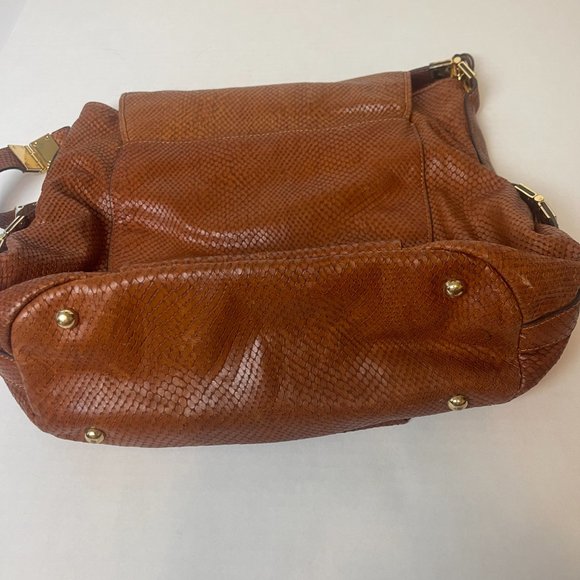 Vince Camuto Brown Snake like Leather Purse - Picture 4 of 15